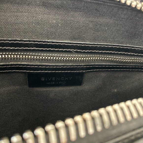 Givenchy Black Antigona Bag - Picture 7 of 8